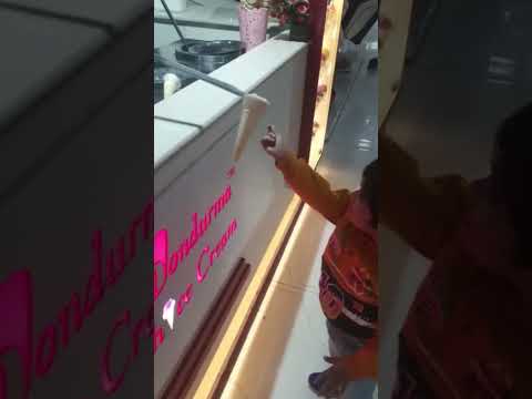 turkish ice cream 😋 | #shorts #turkishicecream #dondurma #respect