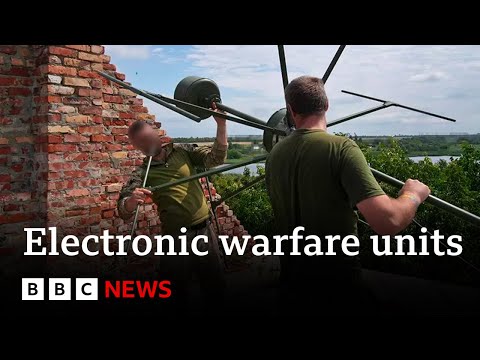 Ukraine's invisible battle to jam Russian weapons – BBC News
