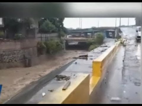 Estragos en El Salvador por copiosa lluvia