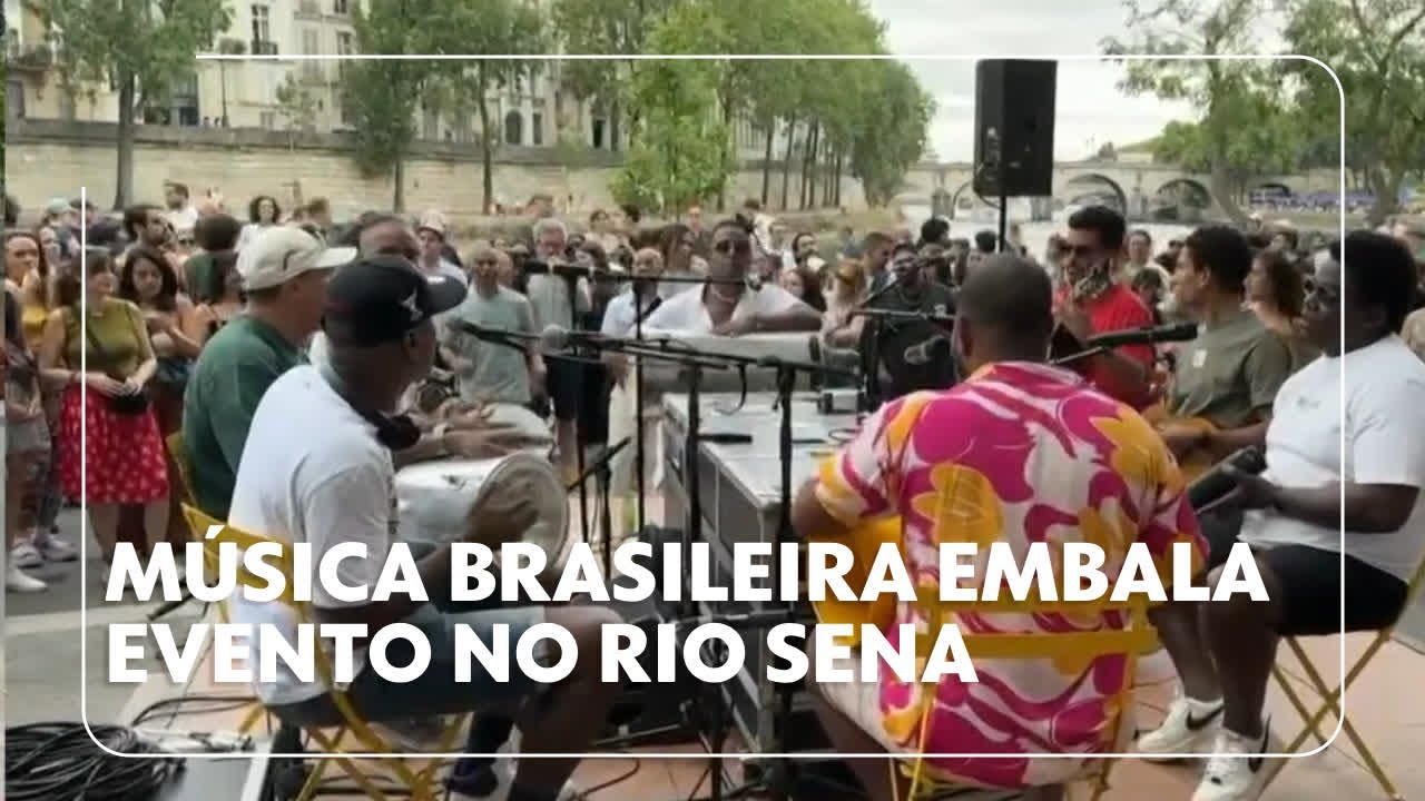 Rio Sena tem banho liberado para banho ao som de música brasileira
