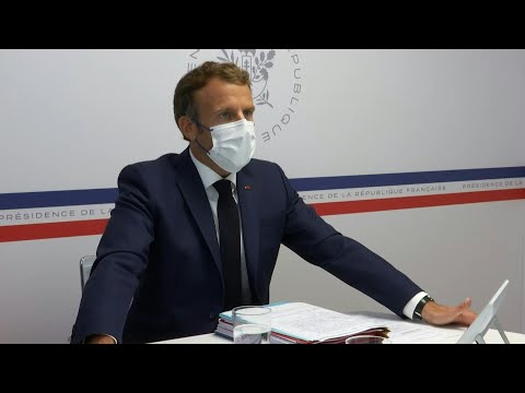 Covid: Macron s'inquiète de l'explosion des formes graves aux Antilles | AFP Extrait