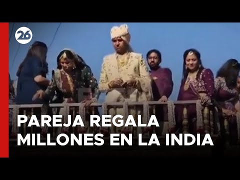 INDIA | Una pareja regala millones de dólares en la calle y se entrega a la religión
