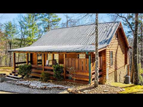 Cozy Small Log Cabin in the Woods With a Spacious Porch