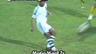 فيديو طريف لـ حارس مصري يرتكب خطأ غريب ويتسبب بخساره فريقه