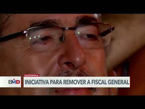 Presidente guatemalteco se propone destituir a fiscal Consuelo Porras
