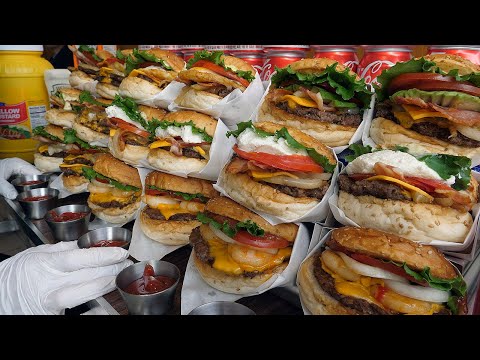 소스부터 직접 만드는, 뉴욕식 수제버거! / New York Style Bacon Cheeseburger - Korean Street Food