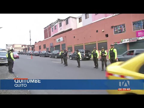La policía realiza operativos de control enfocados en motocicletas en Quitumbe, sur de Quito