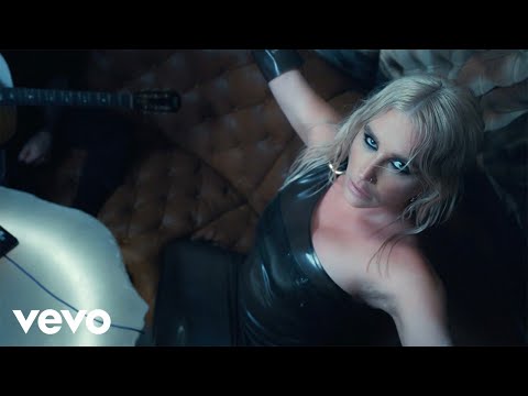 Kesha - Only Love Can Save Us Now (Acoustic Performance)
