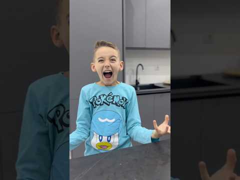 Siblings be like: 🤣