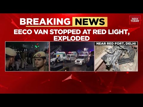 Blast Rocks Delhi's Red Fort Area; PM Briefed By Amit Shah On Situation