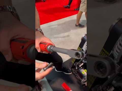 M12 FUEL™ INSIDER™ Extended Reach Box Ratchet | 3050