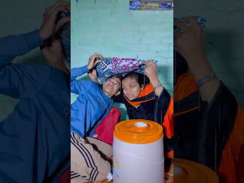 बारिश की वजहा से आया घर में पानी🥺 #foryou #shortsfeed #emotional #hearttouching #rain #shorts