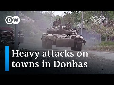 Russia tightens grip on Ukraine's Donbas Region | DW News