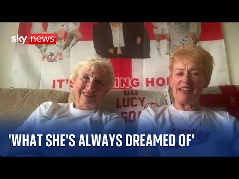 Lucy Bronze's family reacts to England's win