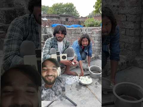 A disabled duckling helps his cat friend 🐥 #DuckRescue #CuteAnimal #AnimalRescue shja