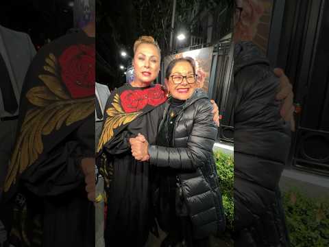 LETICIA CALDERÓN y ANGÉLICA ARAGÓN se reencuentran en una exposición de CATRINAS #diademuertos