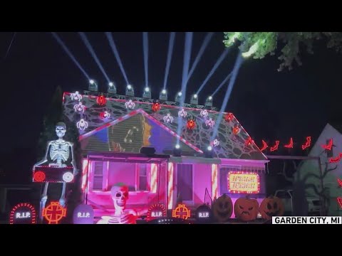 Midwest family invests thousands in Halloween display inspired by 'Beetlejuice' film