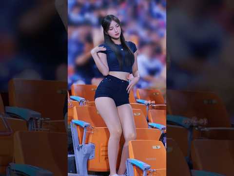 🔥🌷✨️치어리더 김해리 <strong>Kim</strong> Hae-ri 金哈里 원본 4k 직캠 fancam <strong>kt</strong> 위즈 공연 퍼포먼스 무대 아웃송
