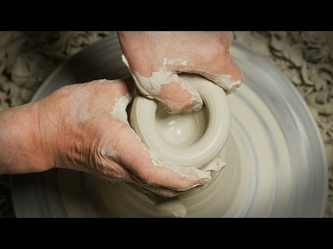 Kyoto Craftsmanship: Platinum-coated Kyoto Ceramics