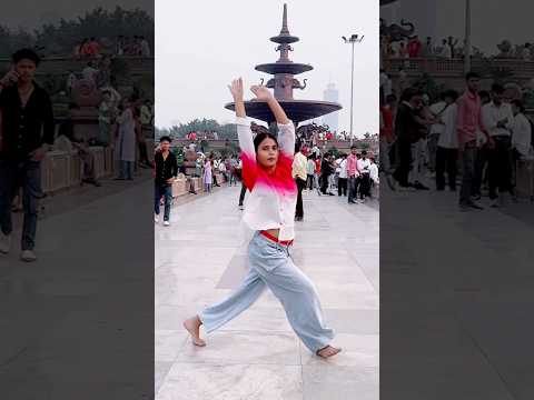 Dhodi pe patna metro 🚈 🚊 …#bhojpuri #dance #foryou #viralvideo #youtubeshorts #ytshorts ✅