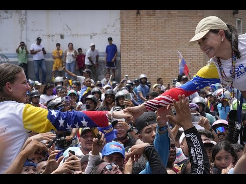 Venezuelan opposition draws thousands to rally two weeks ahead of election