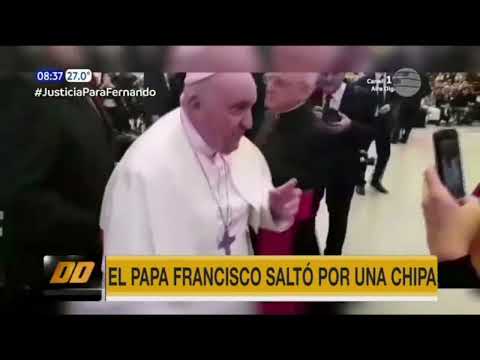 El papa Francisco saltó por una chipa