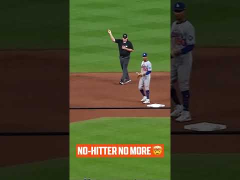 Jackson Holliday ends Yoshinobu Yamamoto’s no-no with TWO outs in the 9th!!