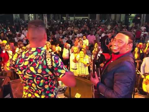 Anthony Santos   SE MUERE REBECA En Vivo Vámonos pá la liiiiinea ADRIÁN ACORDEÓN Y YO