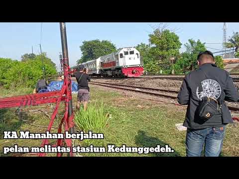 KONDISI JALUR REL EMPLASEMEN STASIUN KEDUNGGEDEH SUDAH BISA DI LALUI KERETA.