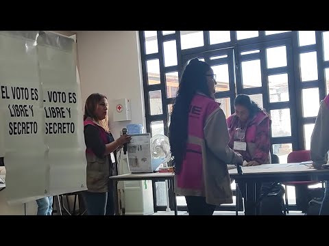 Con simulacros de votación, INE capacita a próximos funcionarios de casilla