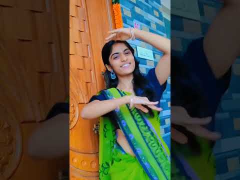 🫶🏻✨#oldsongs#love #dance#sareelove #shorts #youtube #youtubeshorts #oldsongsglowup #yoshicaammineni