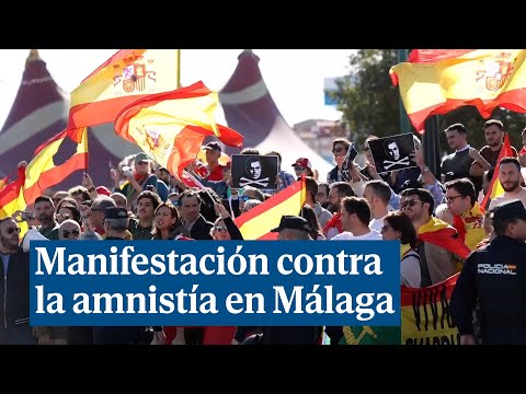 Manifestación contra la amnistía ante el congreso del socialismo europeo en Málaga