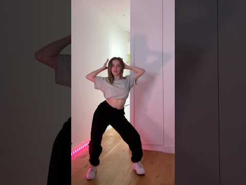 Vidéo JENNIE - MANTRA DANCE COVER  @jennierubyjane #kpop #shorts