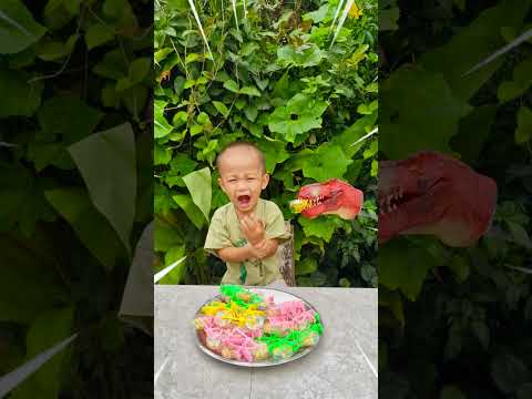 cute baby and dinosaur! p55 🦖🤣👶