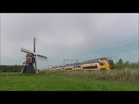 Treinen in Hollandse landschappen | Trains in Dutch landscapes