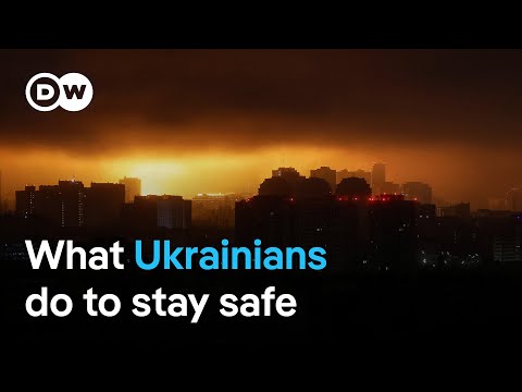 Ukrainians get creative to cope with Russia's nightly drone attacks | DW News