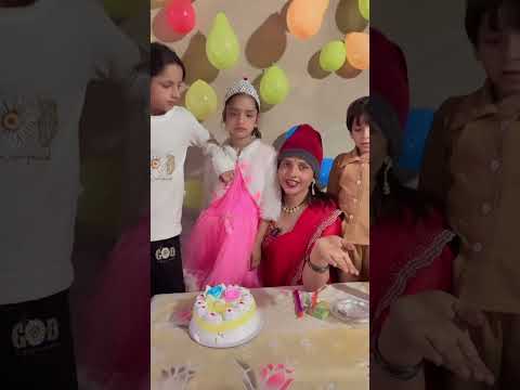 Pari Meena ka Janamdin Seema Sachin celebrate Kia happy birthday to You Pari beta #seemasachin10