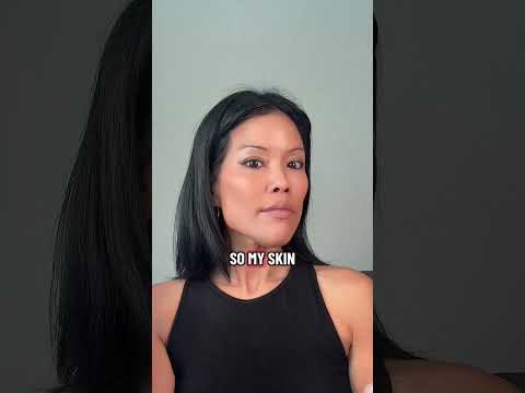 This is the clean, vegan foundation that made mineral makeup famous — the bareMinerals Original