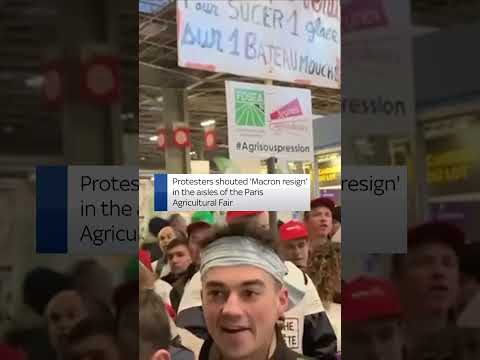 Protesters at French farm fair ahead of President's visit