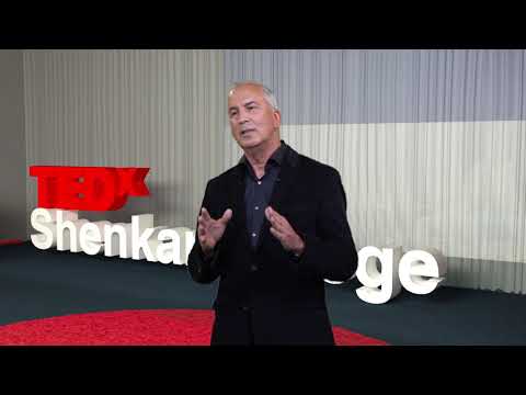 Luck as a Strategy | Eran Davidson | TEDxShenkarCollege