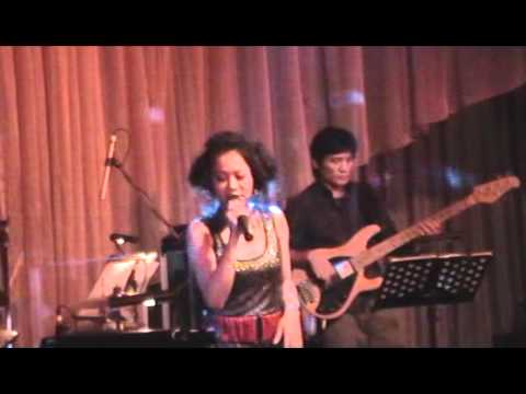 2010.11.16 hawawa yang 楊蒨時 下一次戀愛 @ Brown Sugar