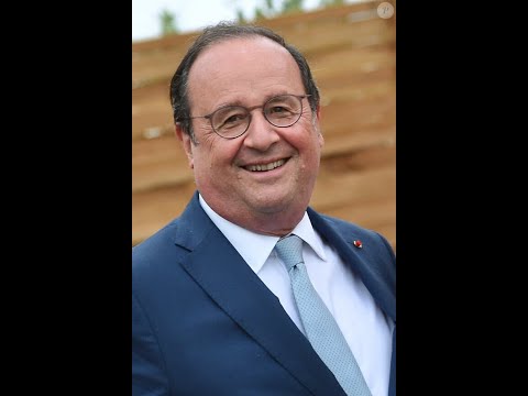 François Hollande montre ses talents de footballeur ballon au pied : il amuse les internautes, Jul
