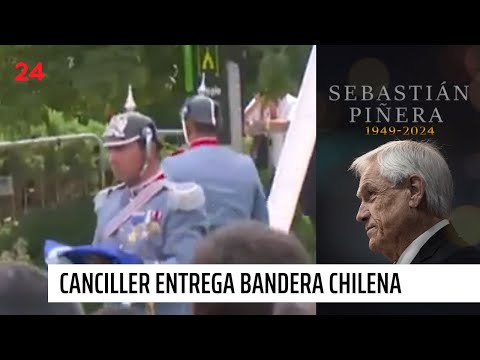 Canciller entrega bandera chilena a Cecilia Morel, viuda del expresidente Piñera | 24 Horas TVN