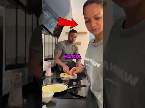 su ROBO de COMIDA acabó de la PEOR MANERA POSIBLE 🤫🤣 #shorts #parejas #humor #karma #fail
