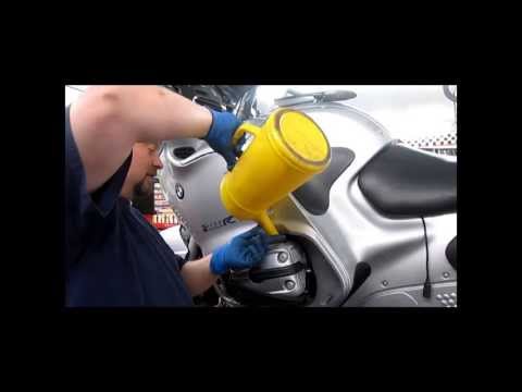 Bmw r1100rt oil filter change #3