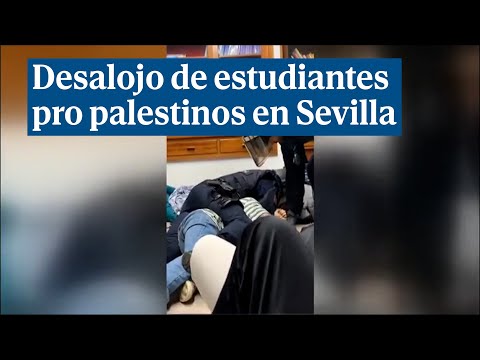 Polémico desalojo del encierro de los estudiantes pro palestinos en la Universidad de Sevilla