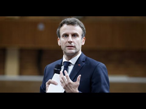 Présidentielle : à Liévin, une nouvelle passe d’armes entre Emmanuel Macron et Xavier Bertrand