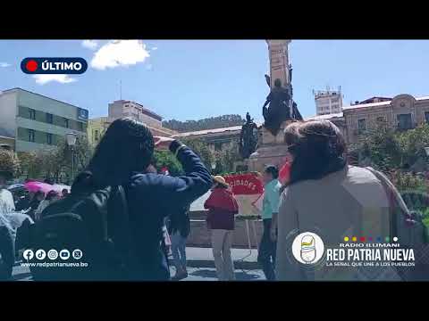 Residentes tarijeños en La Paz celebran 207 años de aniversario con honores y bailes típicos