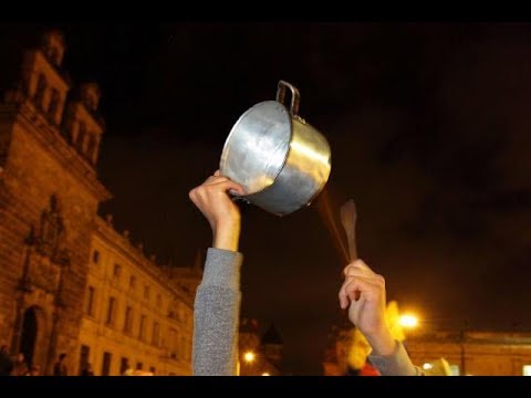 Cacerolazo: la ruidosa, organizada y contundente modalidad de protesta que se escuchará este domingo