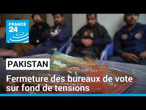 Pakistan : les bureaux de vote ferment après une journée d'élection marquée par des attentats